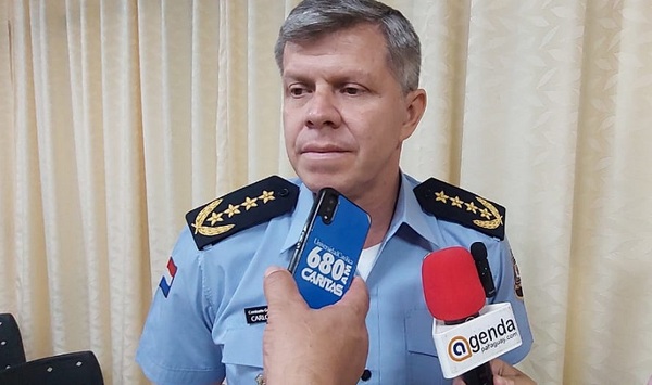 Comandante de la policía niega ser propietario de edificio y rechaza acusación sobre crecimiento económico