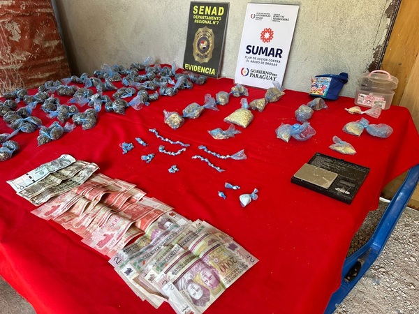 Allanamientos simultáneos en Vallemí dejan una detenida y drogas incautadas - Concepción al Día