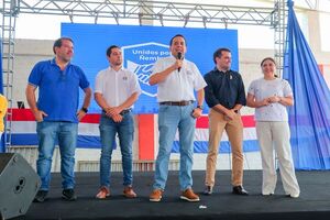 Ricardo Estigarribia pide a precandidatas a la intendencia de Asunción que se pongan de acuerdo