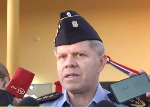 Comandante Benítez desmiente enriquecimiento ilícito