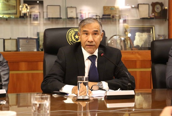 Nuevamente a pedido de ministro JEM suspende estudio de sentencia de juez de paz - PDS RADIO Y TV