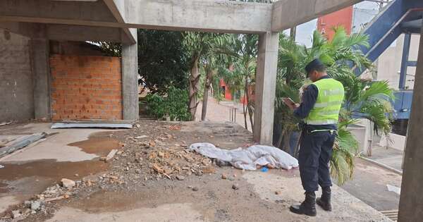 La Nación / Un constructor falleció al caer del sexto piso de un edificio, mientras trabajaba