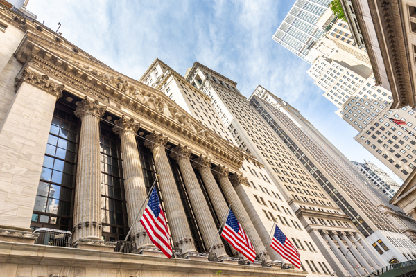 Wall Street cierra octubre con repunte liderado por gigantes tecnológicos - MarketData