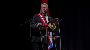 Luis Szarán recibe la Orden Nacional del Mérito en el Grado de “Gran Cruz”