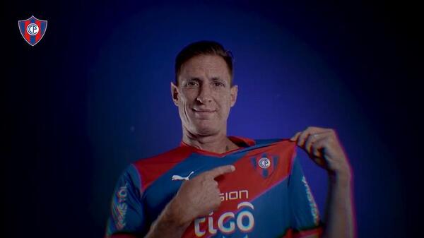 Facundo Sava suena para Olimpia