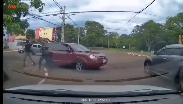 Imágenes de película: intento de asalto tipo comando a comerciantes en Área 1 en CDE