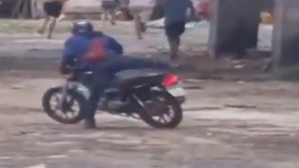 Otro conductor de Moto Bolt es asaltado en la Chacarita: Una mujer sería cómplice
