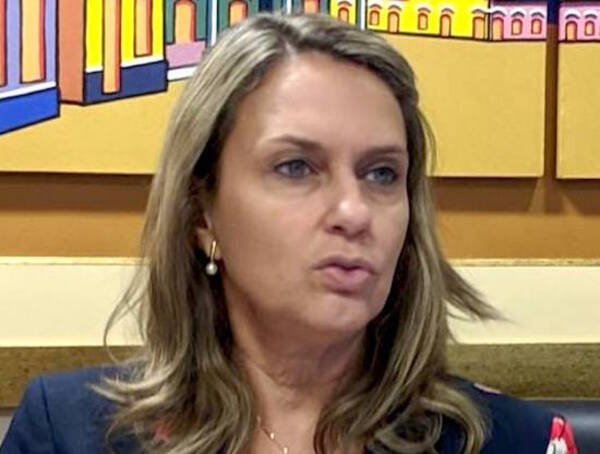 Diputada Vallejo alerta sobre falta de acuerdo para inscribir alianza opositora - ADN Digital