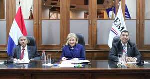 La Nación / JEM enjuiciará a jueces y fiscal en causa del docente que envió mensajes sexuales a una menor