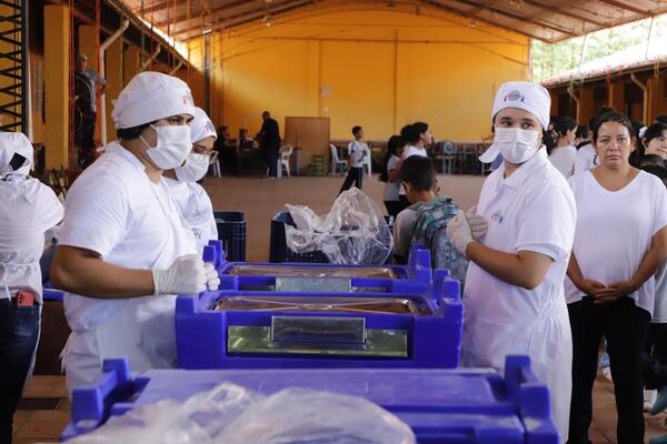 Senador alerta por retrasos críticos que ponen en jaque al programa Hambre Cero