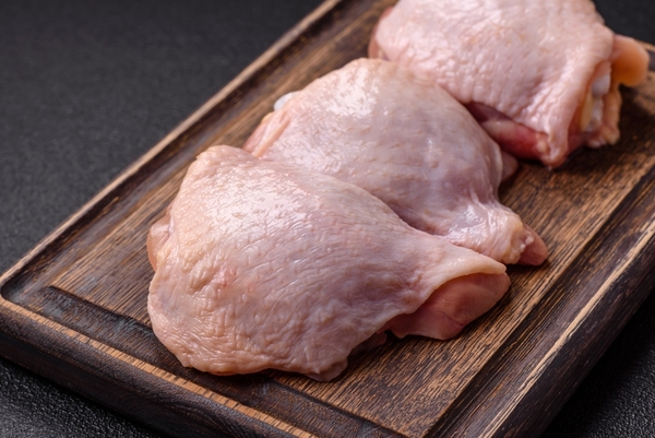 Mayor demanda y consumo interno presionan a la baja las exportaciones de carne aviar - MarketData