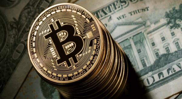 El bitcoin cayó por debajo de los 100.000 dólares por tercera vez este mes