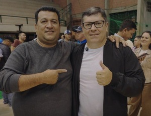 TSJE suspende a funcionario de Caaguazú tras aparecer en actos políticos durante las elecciones de CDE