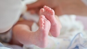 Beba nació prematura, fue declarada muerta, pero vivió unas horas y falleció por falta de incubadora