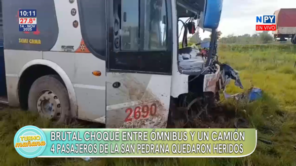 Brutal choque entre ómnibus y un camión deja múltiples heridos en San Estanislao