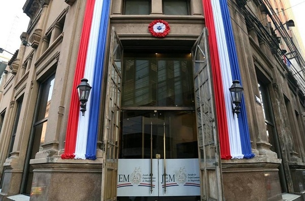 Suspenden a funcionario del JEM por supuesto «acoso a persona con discapacidad»