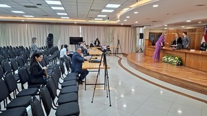 Recusación a juez suspende preliminar por caso Mafia de Pagarés