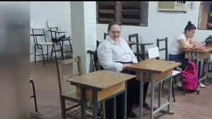 Popular / Una ídola: ¡Doña terminó su colegio a los 72 años!