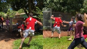 Tío se empapeló con billetes y los sobrinos lo desplumaron