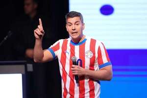 Santiago Peña evita profundizar sobre Hambre Cero - Política - ABC Color