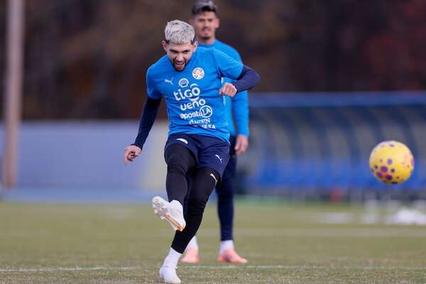 Paraguay con la vuelta de Julio Enciso visita a Estados Unidos que tiene bajas - Deportes - ABC Color