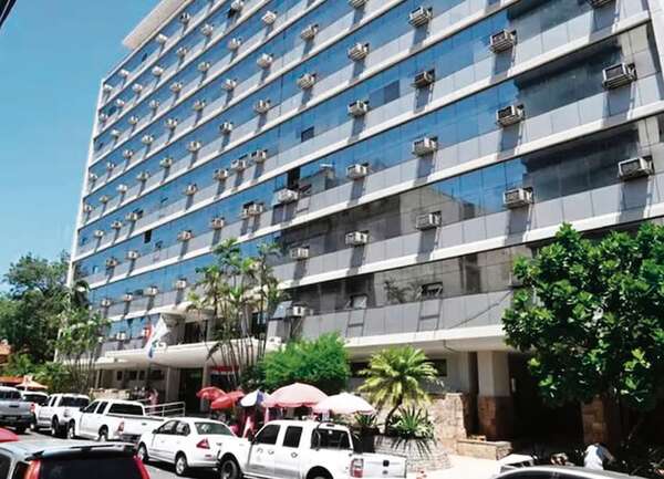 AUDIO. IPS pagará “aguinaldo” a jubilados pero no cobrarán los que no hicieron el trámite “fe de vida” - Periodísticamente - ABC Color