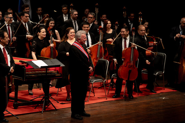 Luis Szarán, condecorado con la Orden Nacional del Mérito, grado “Gran Cruz” | Unicanal