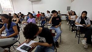 ¿Por qué los jóvenes siguen eligiendo las mismas carreras? - Portal Digital Cáritas Universidad Católica