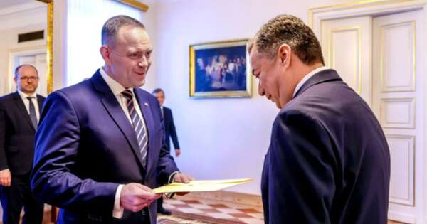 La Nación / Embajador paraguayo presenta cartas credenciales y reafirma cooperación con Polonia