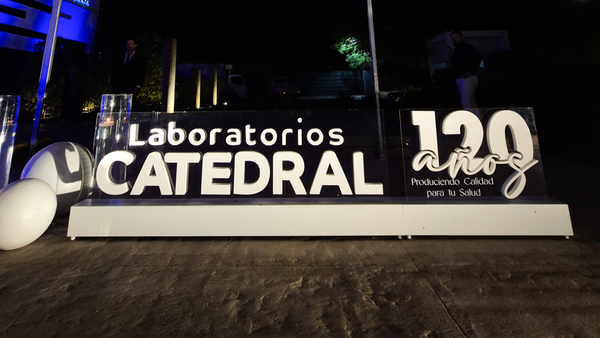 Laboratorios Catedral celebra sus 120 años