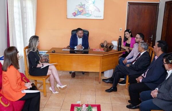 Visita institucional en Yhú: Ministro Ramírez Candia verificó el inmueble destinado al futuro Juzgado de Paz