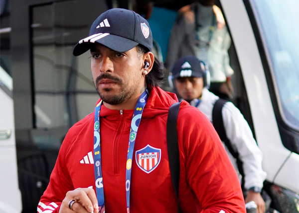 Popular / Ex pelotero de Cerro encaró a un periodista en Colombia