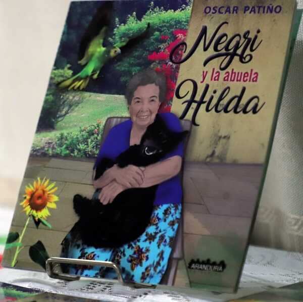 Docente del Círculo de Periodistas Deportivos del Paraguay presentó su nuevo libro - La Tribuna