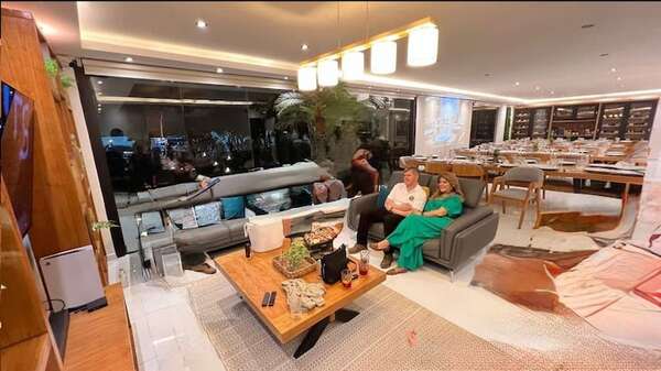 Contraloría fija plazo de cuatro meses para revisar bienes del comandante y su esposa - Nacionales - ABC Color