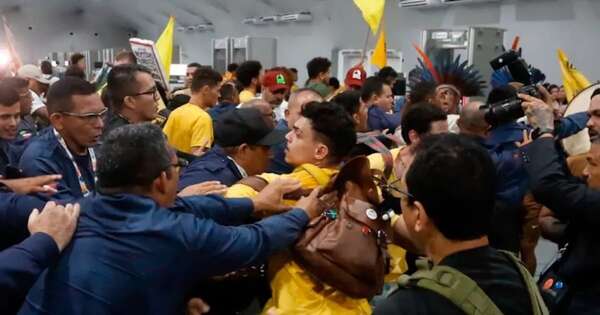 La Nación / COP30: indígenas protestan