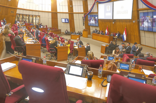 Déficit Fiscal 1.5%: Consecuencias para el Crecimiento