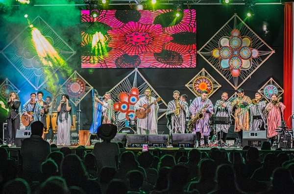 Néstor Ló y Los Caminantes obtienen el Ñanduti de Plata en la 46ª edición del festival