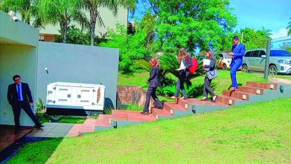 Tribunal Visita Inmueble de Erico Galeano a Tío Rico