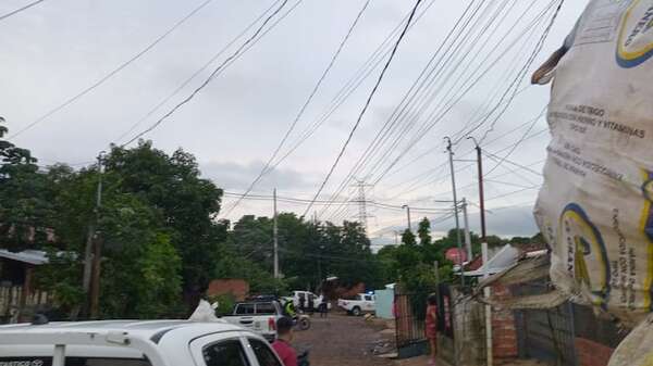 Megaoperativo en el Pantanal de Lambaré: 29 casas son allanadas en simultáneo - Policiales - ABC Color