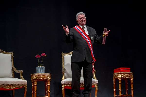 Luis Szarán recibió la Orden Nacional del Mérito