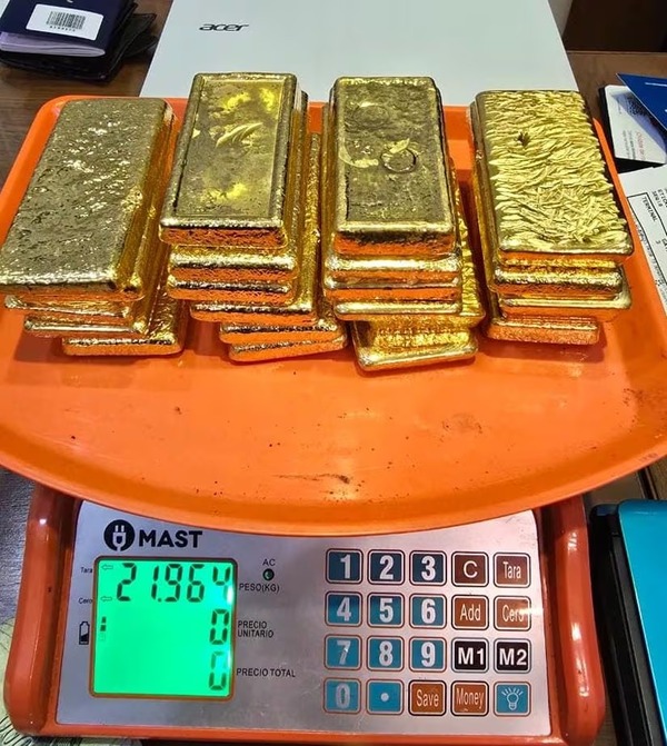 Caen en el Silvio Pettirossi con 22 kilos de oro rumbo a Panamá - ADN Digital