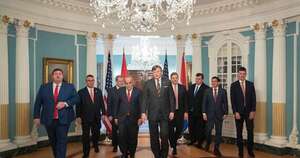 Diario HOY | EEUU: senadores paraguayos entregaron informe de Comisión Antilavado