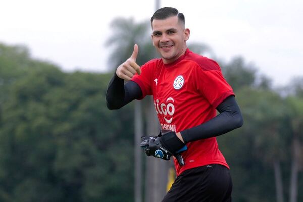 Popular / (VIDEO) ¡Arquero bomba! "Kili" Rojas contó el laburo que hizo antes de subir a Primera División