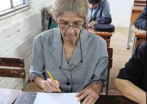Mujer de 68 años retoma la primaria en Itá tras cinco décadas