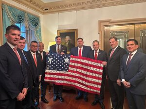 Grupo de senadores se reunió con Christopher Landau en Estados Unidos - trece