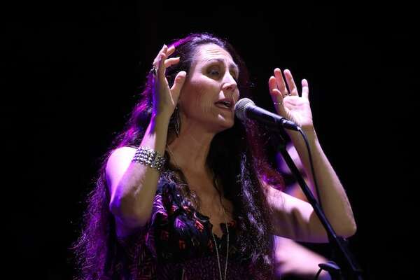 Cantante española Clara Montes vuelve a América Latina, una de sus fuentes de inspiración - Música - ABC Color