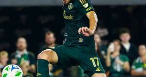 La Nación / Paredes se aleja del Portland Timbers