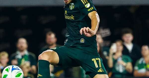 La Nación / Paredes se aleja del Portland Timbers