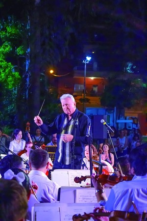 Luis Szarán Recibe Gran Cruz por Trayectoria Cultural