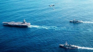 Solo se espera orden de Trump para atacar, según medio de EEUU